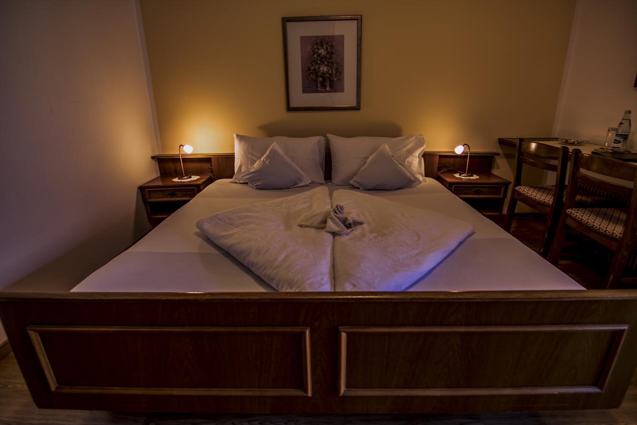 Hotel Gasthof Wastl Апиано сула Страда дел Вино Екстериор снимка