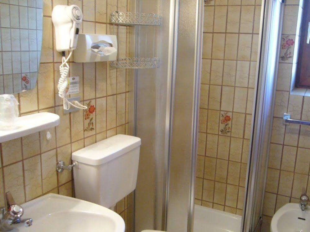 Hotel Gasthof Wastl Апиано сула Страда дел Вино Екстериор снимка